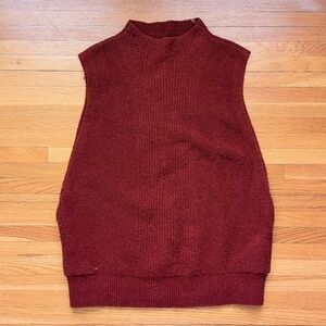 Banana Republic wool and alpaca blend mock turtleneck sweater vest, size M